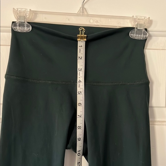 Hunter green High-Waisted Leggings - Picture 2 of 11
